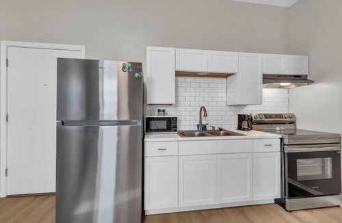 St. Joseph Apartment | 1BR Retreat Prime Location Stay in Historic Charm