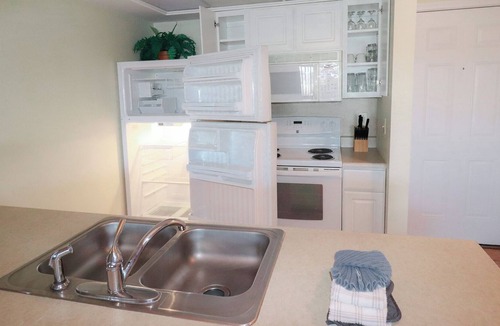 Kimberling City Condo | 2 - BD Lakeview Suite - 2LO - 02