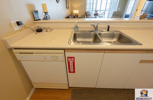 Branson Condo | 2 BD WALK-IN! Near The Strip! ~ Screened Porch ~ FREE TICKETS INCLUDED! (CH1-18)