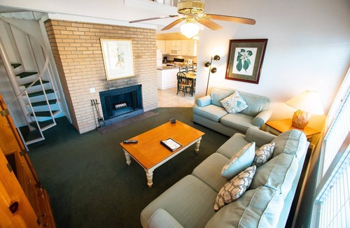 New Bern Apartment | 2-Bedroom Loft near Downtown New Bern