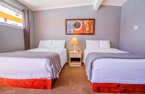 Wheeler Hotel | 2 Lodgings | Relaxed 2-Queen Beds Near Museum and Walking Trails + Free Parking