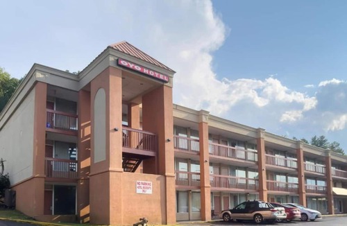 Harriman Apartment | 2 Queen Bed | Non smoking