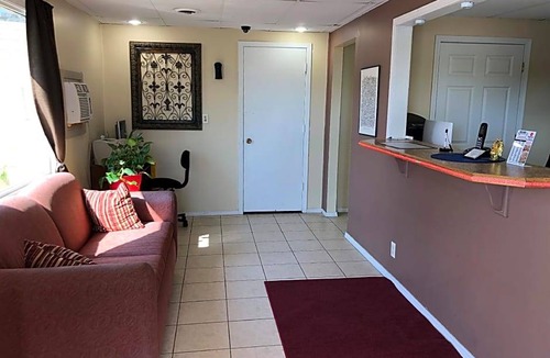 Beatrice Hotel | 2-Star Hotel ∙ Americas Best Value Inn Beatrice