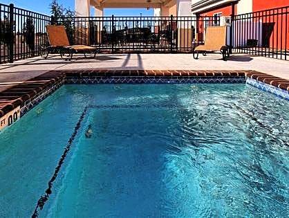 Cape Girardeau Hotel | 2-Star Hotel ∙ Candlewood Suites Cape Girardeau, an IHG Hotel