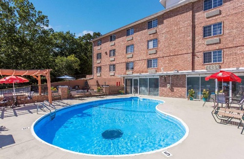 Branson Theater District Hotel | 23 m² Hotel ∙ 127 guests