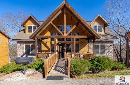 Indian Point Condo | 269 m² Condo ∙ 6 bedrooms ∙ 20 guests