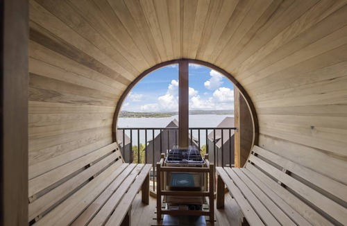 Branson House | 2736 m² House ∙ 59 bedrooms ∙ 127 guests