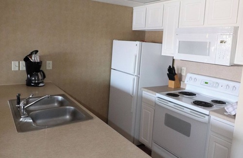 Kimberling City Condo | 3 -BD Lakeview Suite - 3LO