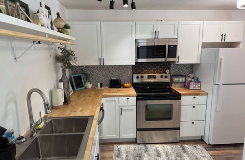 Scott City House | 3-bedroom duplex house in peaceful Scott City with free WiFi