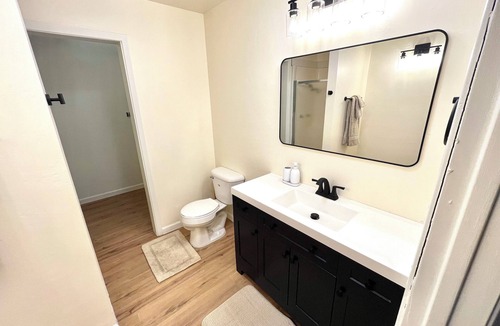 Grants House | 3-bedroom house in beautiful Grants with cool AC breeze