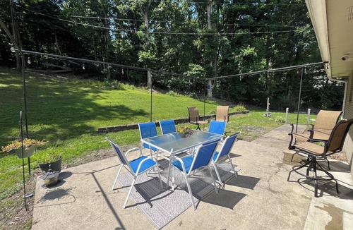 Morehead House | 3-bedroom house in charming Morehead near Cave Run and Morehead State