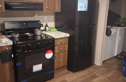 Mount Pleasant House | 3-bedroom mobile home in charming Mount Pleasant with AC.