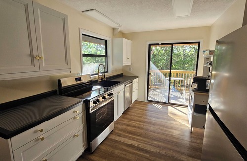 Pittsburg Cabin | 3-Bedroom private lake cabin with access to state park and boat ramp