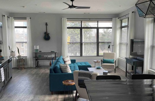 Hillsboro Village Condo | 3 Beds 2BR/2BA Walk to Belmont/Vandy Parking