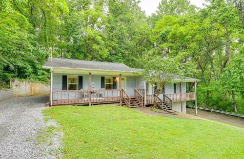 Morristown House | 3 Mi to Cherokee Reservoir: ‘Blue Haven Bungalow’
