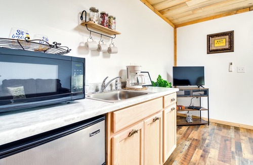 Norfork Cottage | 3 Studio Suites! White River Cabin Compound