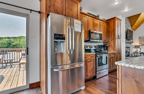 Indian Point Cottage | 323 m² Cabin ∙ 7 bedrooms ∙ 21 guests