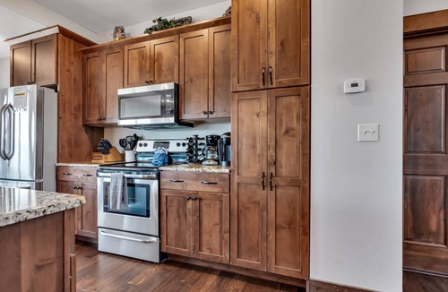 Indian Point Cottage | 323 m² Cabin ∙ 7 bedrooms ∙ 21 guests