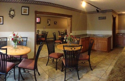 Branson Hotel | 37 m² Motel ∙ 4 guests