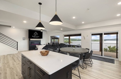 Hollister House | 375 m² House ∙ 8 bedrooms ∙ 16 guests