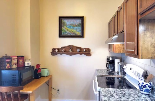 St. Joseph Apartment | 3bdr Apartment in Museum Hill - #3