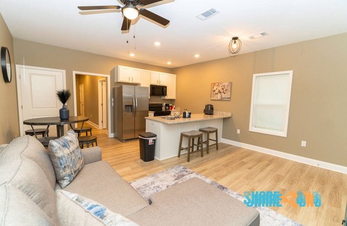 Jacksonville House | 3BR Corporate & Midterm Housing — Jacksonville, Near LRAFB