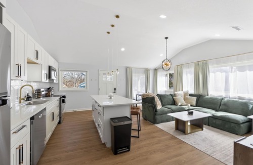 Independence House | 3BR Home Near KC 13 Min to Stadium/Sleeps 6