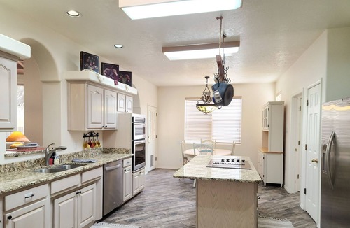 Sandia Heights South House | 4 bedroom/Hot Tub/Pets Welcome/Foothills Property