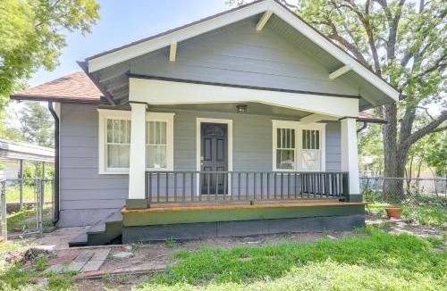 Wichita House | 4 Mi to Dtwn: Charming Retreat in Wichita!