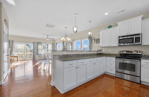 North Topsail Beach House | 4BR/3.5BA House - Ocean and Sound View House - Sleeps 8