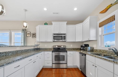 North Topsail Beach House | 4BR/3.5BA House - Ocean and Sound View House - Sleeps 8