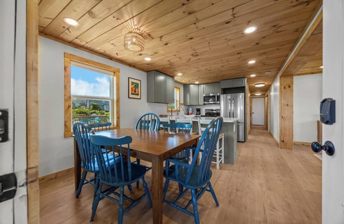 Hatteras House | 4BR Hatteras Retreat 5-Min Walk to Beach Pet Friendly