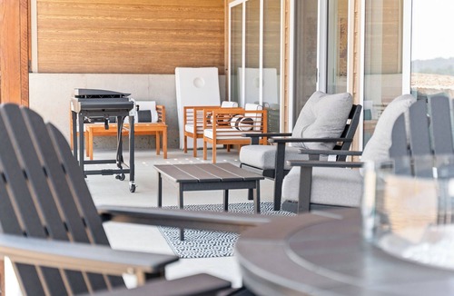 Kimberling City House | 5 Bd | 7 Bth | Private Indoor Pool | Hot Tub | Ping Pong | Foosball | Firepit