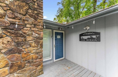 Shell Knob House | 5+ BR lakefront home w/swim dock. High Speed WiFi.
