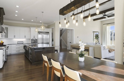 Simpsonville House | 6-acre retreat in Derby City near Valhalla and Bourbon Trail