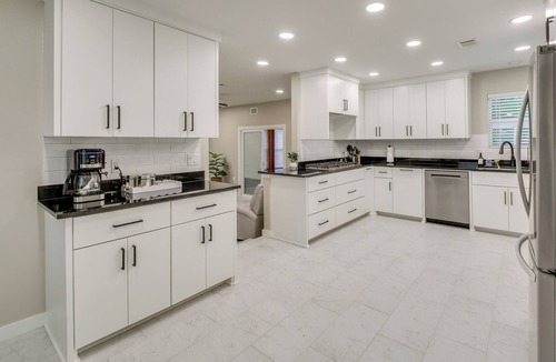 Hot Springs House | 6 Mi to Dtwn: Hot Springs Abode w/Yard!
