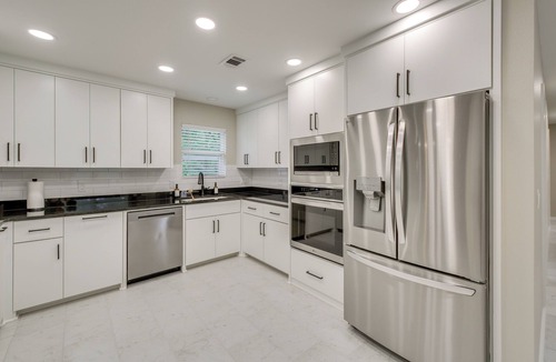 Hot Springs House | 6 Mi to Dtwn: Hot Springs Abode w/Yard!