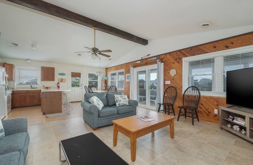 South Nags Head House | 6270- Southward, South Nags Head Pet Friendly Beach Box