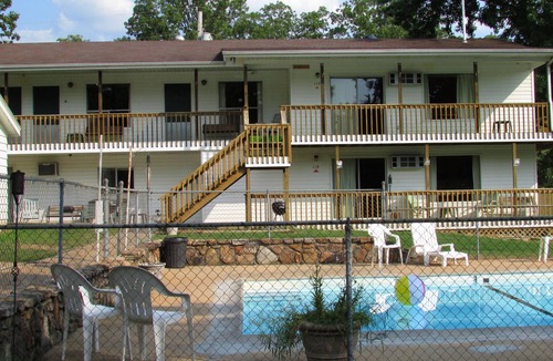 Indian Point House | 6bd Great Getaway For Large Groups & Reunions On Table Rock Lake 2mi From SDC!