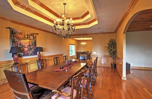 Table Rock House | 719 m² House ∙ 4 bedrooms ∙ 14 guests