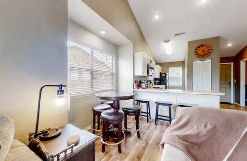 Indian Point Condo | 74 m² Condo ∙ 2 bedrooms ∙ 6 guests