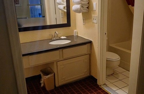 Branson Hotel | 76 Family Inn