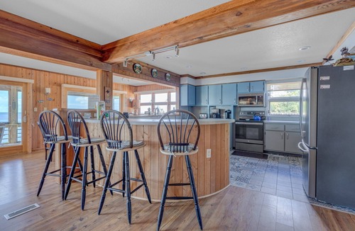 Indiantown Shores House | 7815-Tarhoo, | Soundfront Frisco Retreat | Pool & Sunset Views
