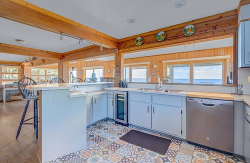 Indiantown Shores House | 7815-Tarhoo, | Soundfront Frisco Retreat | Pool & Sunset Views