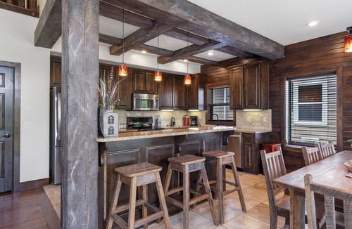 Lampe House | 8 Bed Luxury Lakefront Villa~Amazing View~2 Pools~Free Resort Amenities~Dock