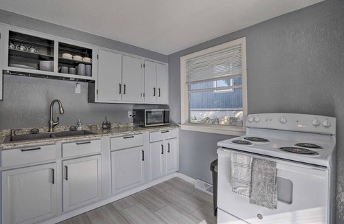 Rockaway Beach Cottage | 83 m² Cabin ∙ 1 bedroom ∙ 6 guests