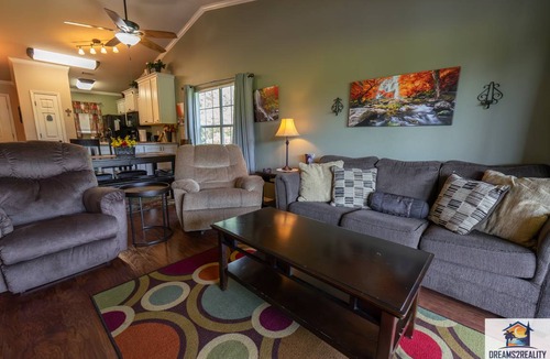 Table Rock Condo | 88 m² Condo ∙ 2 bedrooms ∙ 6 guests