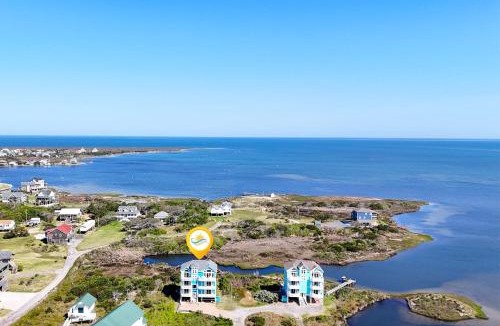 Hatteras House | 8902 - Landshark