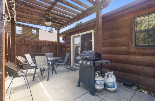 Big Cedars Cabin | 98 m² Cabin ∙ 2 bedrooms ∙ 6 guests