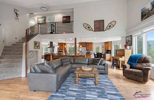 Hermosa House | A/C, Hot Tub, Ping-Pong & Air Hockey, Pet Friendly